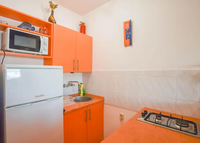 Apartment Clair Pag Town