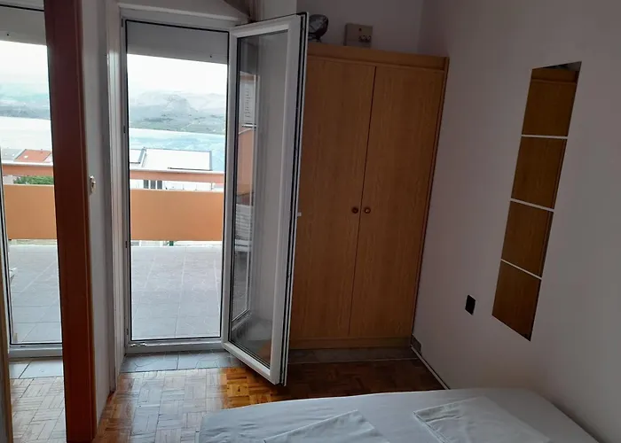 Clair Apartment Pag Town