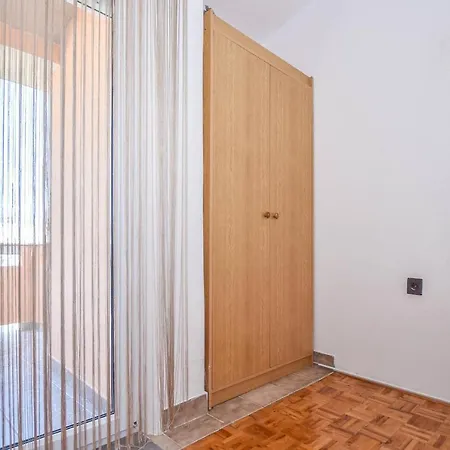 Apartman Clair Pag Town
