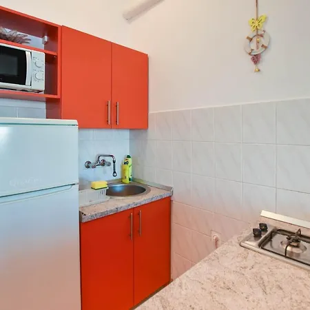 Apartman Clair Pag Town